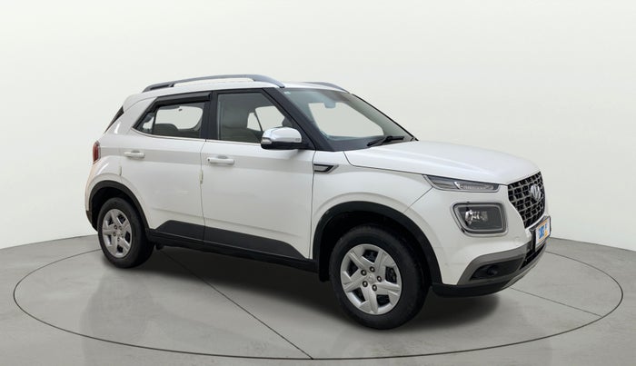 2021 Hyundai VENUE S+ 1.2, Petrol, Manual, 52,992 km, Right Front Diagonal
