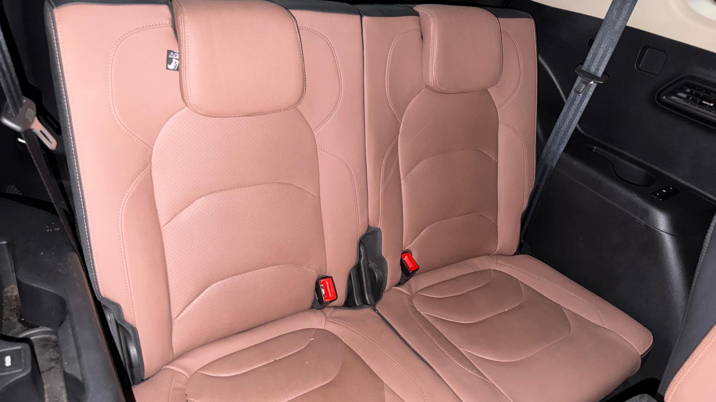 2023 MG HECTOR PLUS SHARP PRO 1.5 PETROL TURBO CVT 6 STR, Petrol, Automatic, 43,197 km, Third Seat Row ( optional )