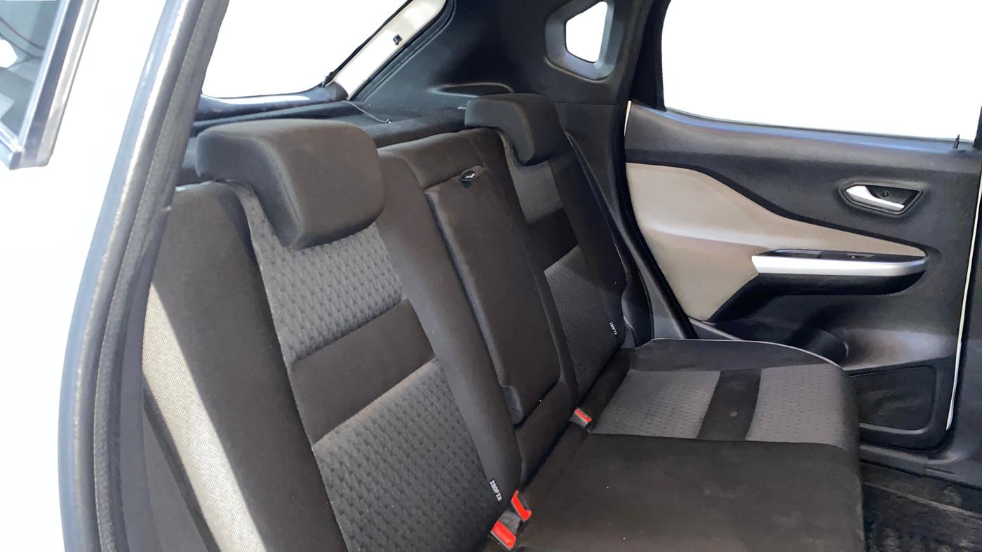 2023 Nissan MAGNITE XV TURBO, Petrol, Manual, 63,492 km, Right Side Rear Door Cabin