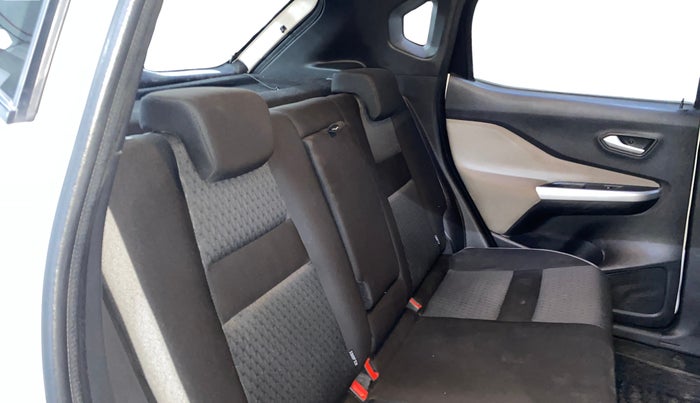 2023 Nissan MAGNITE XV TURBO, Petrol, Manual, 63,492 km, Right Side Rear Door Cabin