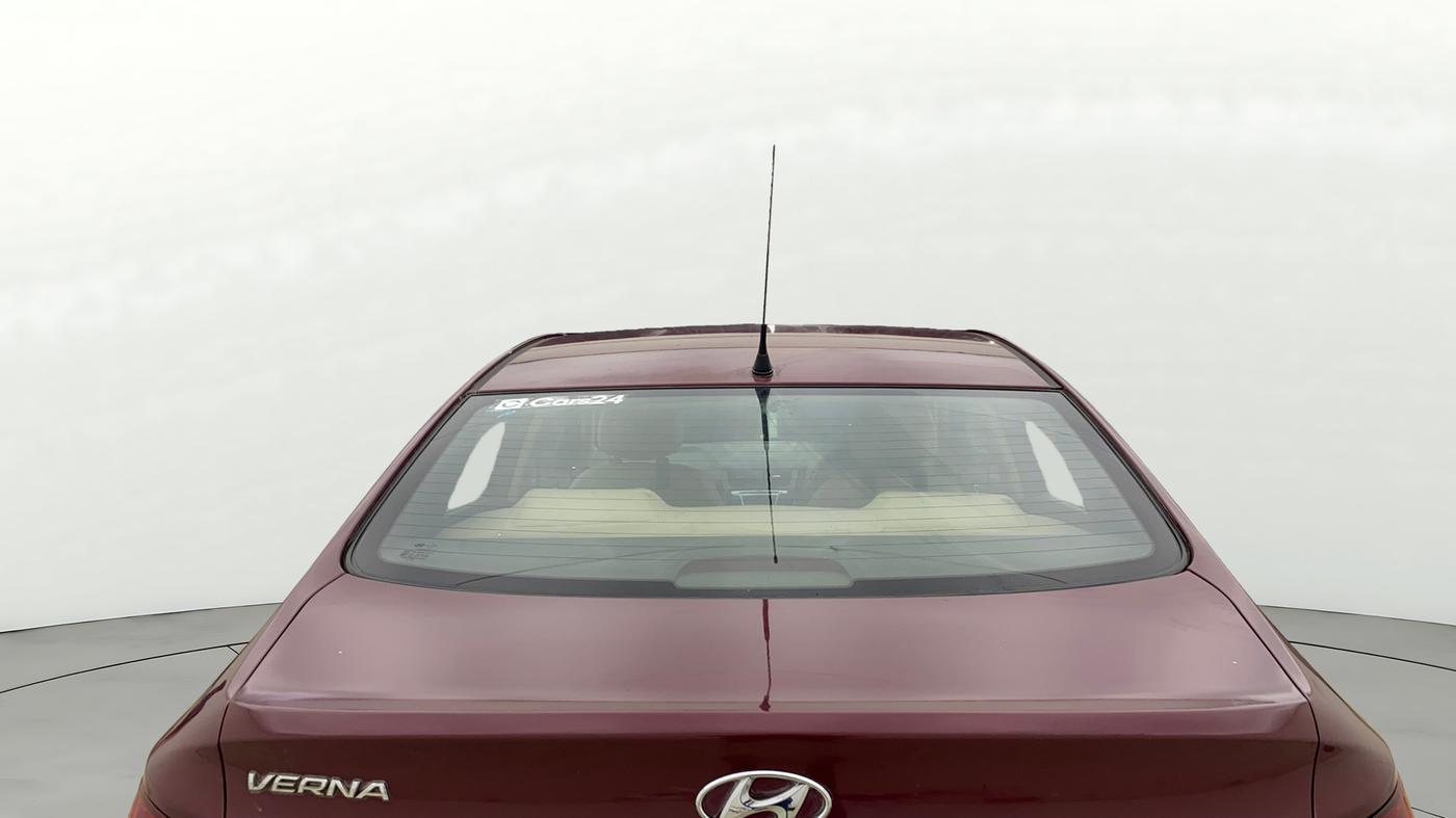 2014 Hyundai Verna FLUIDIC 1.4 VTVT CX, Petrol, Manual, 38,338 km, Rear Windshield