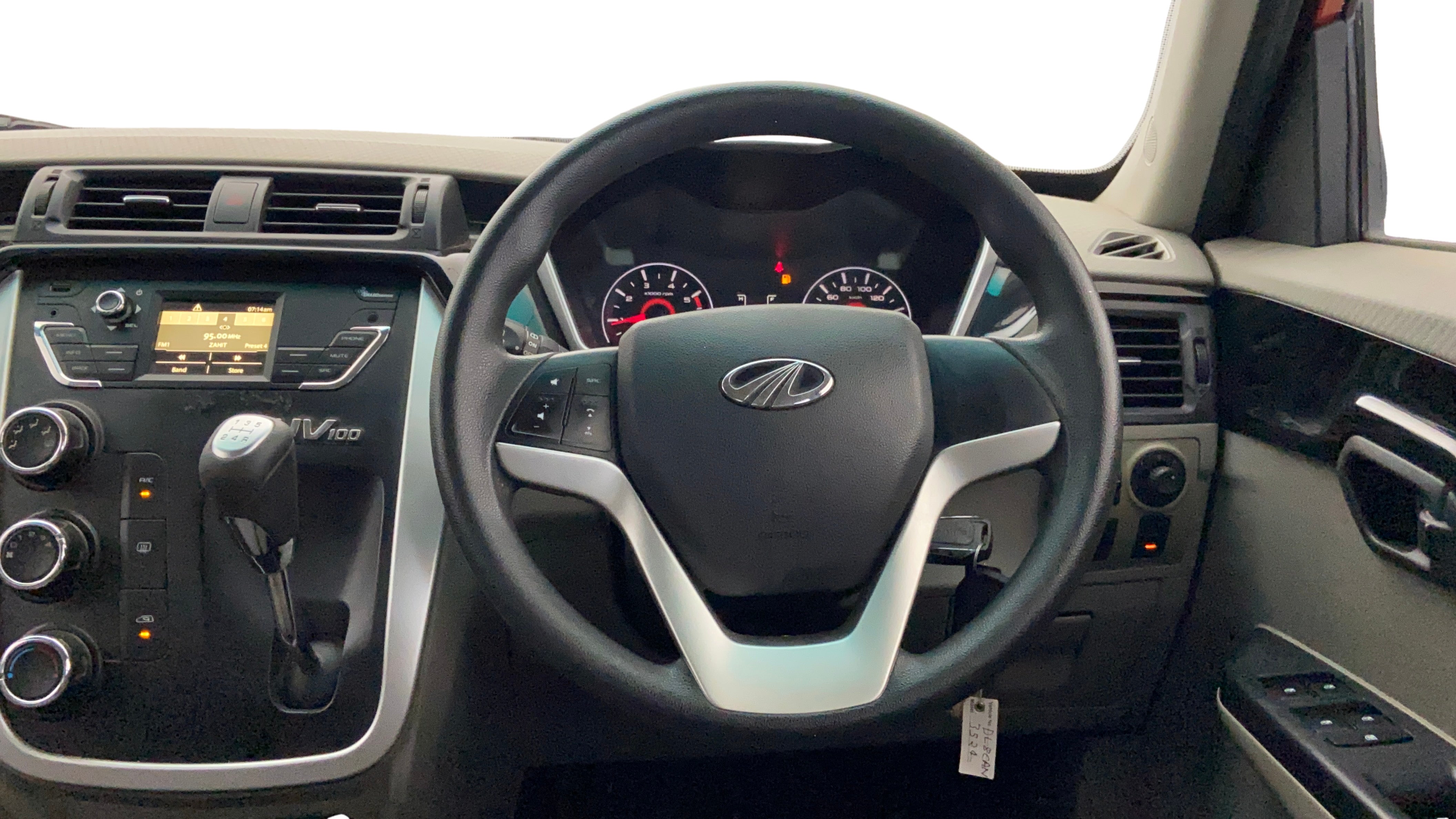 camera-Steering-Wheel-Close-Up