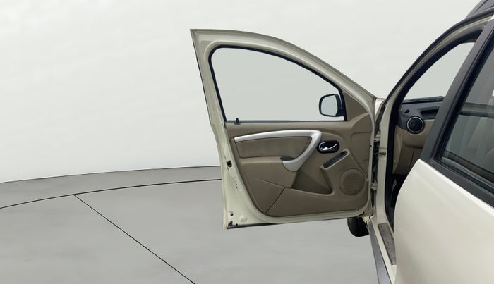 2014 Nissan Terrano XL D PLUS, Diesel, Manual, 1,47,366 km, LHS Front Door