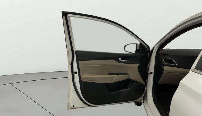 2018 Hyundai Verna 1.6 VTVT SX (O) AT, Petrol, Automatic, 90,449 km, LHS Front Door