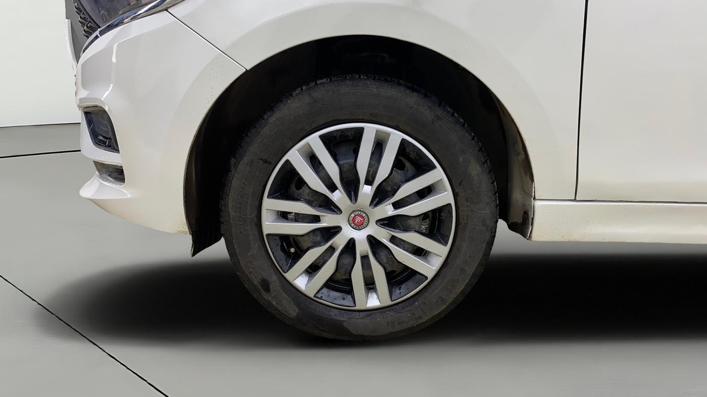 2022 Tata Tiago XT PETROL, Petrol, Manual, 62,423 km, Left Front Wheel