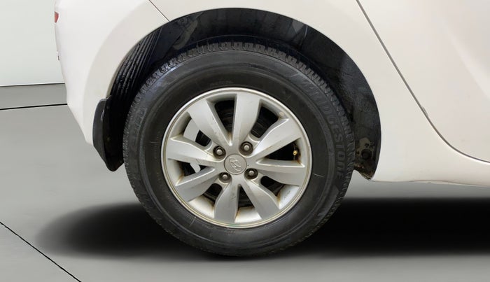 2014 Hyundai i20 SPORTZ 1.2, CNG, Manual, 63,655 km, Right Rear Wheel