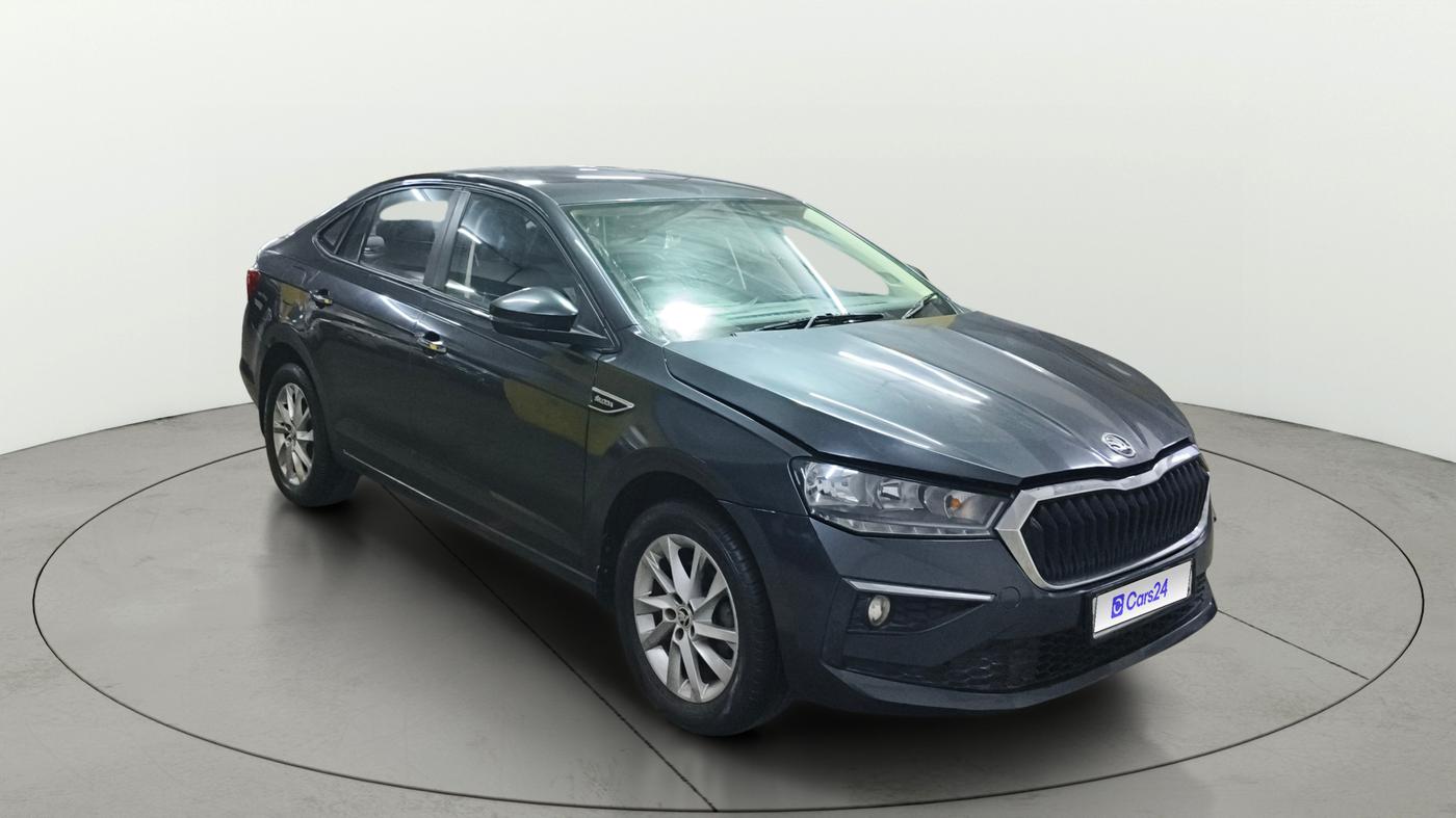 2023 Skoda SLAVIA AMBITION 1.0L TSI AT, Petrol, Automatic, 28,137 km, Right Front Diagonal