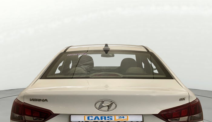 2022 Hyundai Verna SX 1.5 VTVT, Petrol, Manual, 52,780 km, Rear Windshield