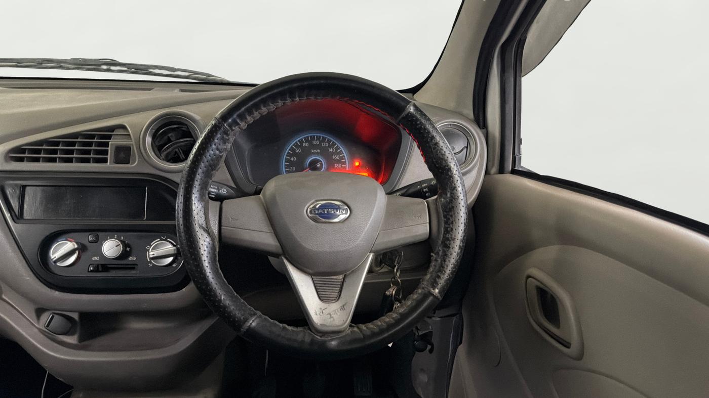 2016 Datsun Redi Go T (O), Petrol, Manual, 63,197 km, Steering Wheel Close Up
