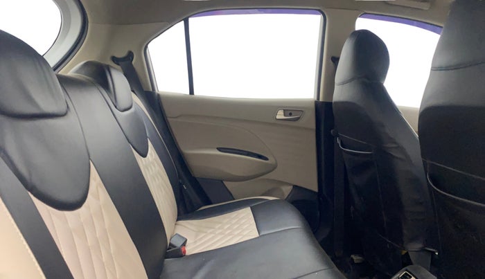 2018 Hyundai NEW SANTRO SPORTZ MT, Petrol, Manual, 39,549 km, Right Side Rear Door Cabin