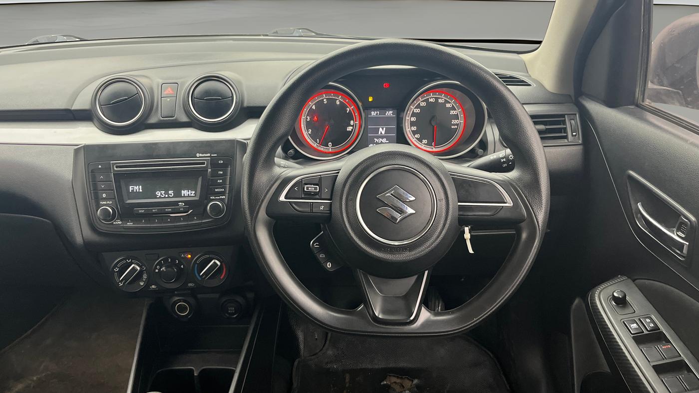 2018 Maruti Swift VXI AMT, Petrol, Automatic, 74,347 km, Steering Wheel Close Up