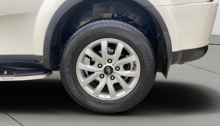 2020 Mahindra XUV500 W7, Diesel, Manual, 79,823 km, Left Rear Wheel