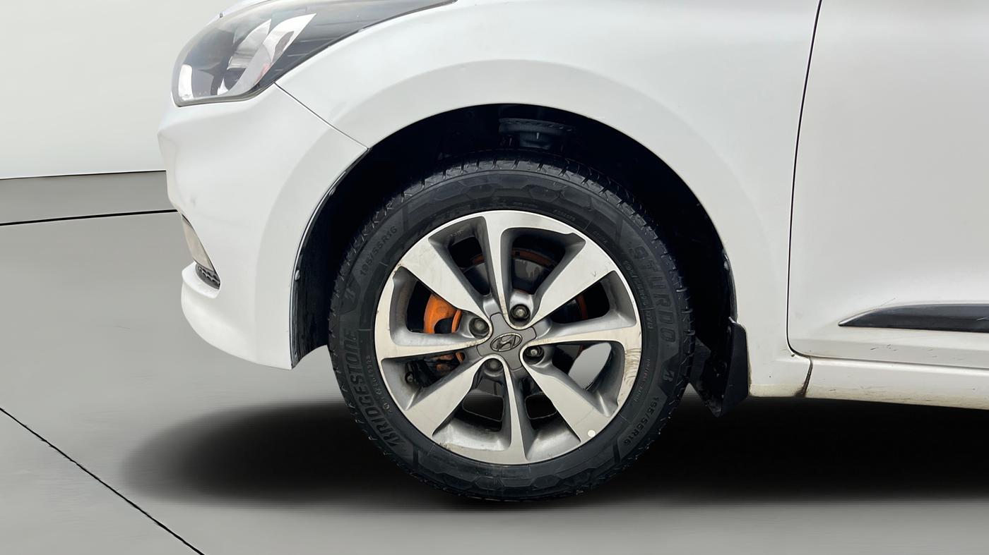 2015 Hyundai Elite i20 ASTA 1.2, Petrol, Manual, 50 km, Left Front Wheel