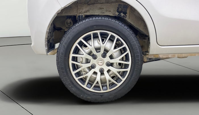 2015 Maruti Alto K10 LXI, Petrol, Manual, 66,666 km, Right Rear Wheel