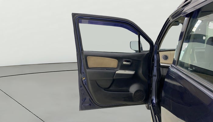 2017 Maruti Wagon R 1.0 LXI CNG, CNG, Manual, 1,01,847 km, LHS Front Door