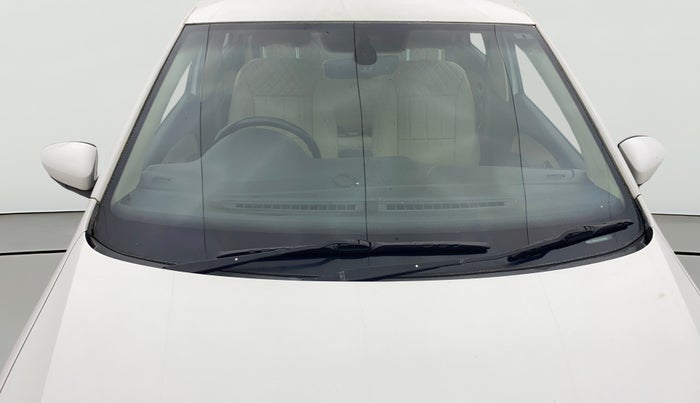 2016 Volkswagen Ameo HIGHLINE1.2L, Petrol, Manual, 65,419 km, Front Windshield