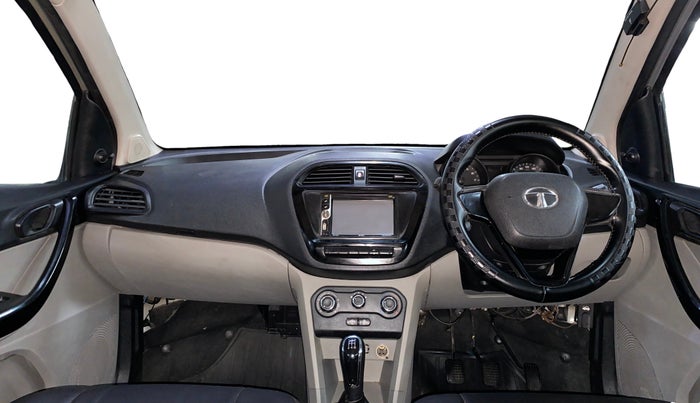 2018 Tata Tiago XM PETROL, Petrol, Manual, 64,338 km, Dashboard
