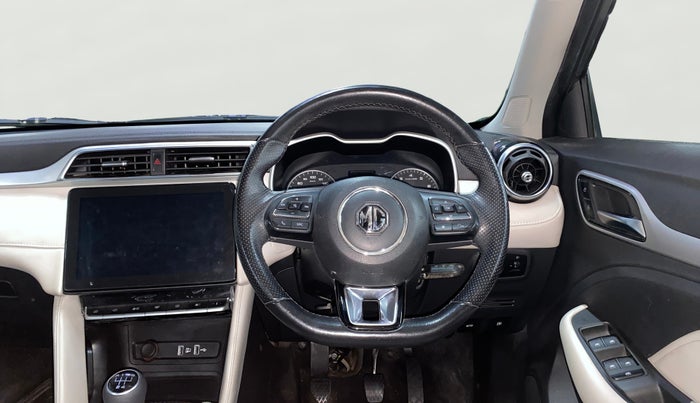2022 MG ASTOR SUPER EX 1.5 MT, Petrol, Manual, 42,227 km, Steering Wheel Close Up