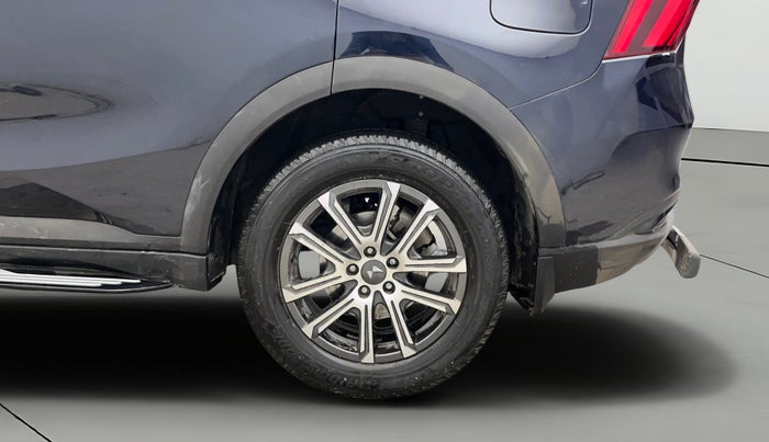 2023 Mahindra XUV700 AX 7 P AT 7 STR, Petrol, Automatic, 11,821 km, Left Rear Wheel