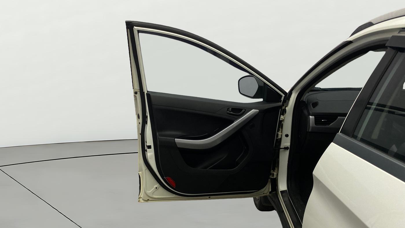 2021 Tata NEXON XM SUNROOF PETROL, Petrol, Manual, 42,861 km, LHS Front Door
