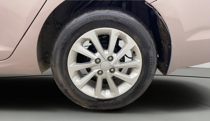 2018 Hyundai Verna 1.6 EX VTVT AT, Petrol, Automatic, 74,022 km, Left Rear Wheel