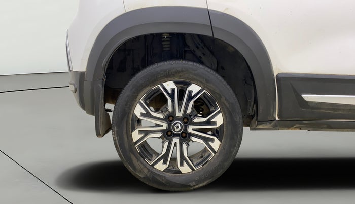 2022 Renault Kiger RXZ AMT, Petrol, Automatic, 65,530 km, Right Rear Wheel