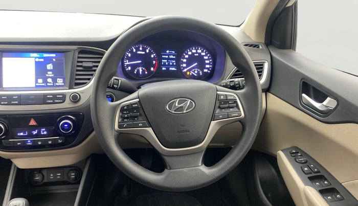 2019 Hyundai Verna 1.6 VTVT SX, Petrol, Manual, 37,628 km, Steering Wheel Close Up
