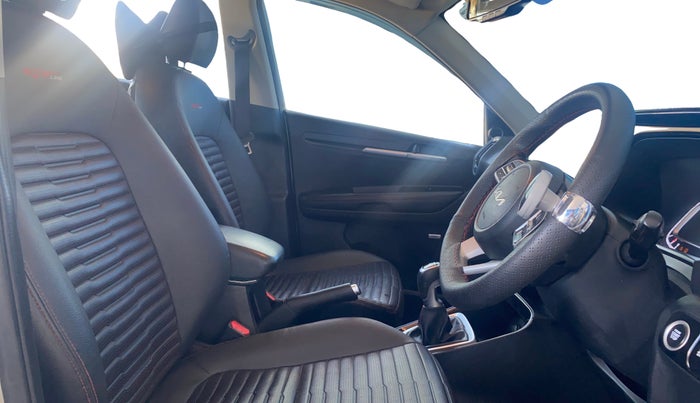 2021 KIA SONET GTX PLUS 1.0 IMT, Petrol, Manual, 39,645 km, Right Side Front Door Cabin