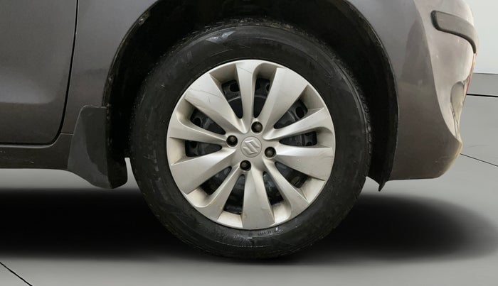 2017 Maruti Baleno DELTA PETROL 1.2, Petrol, Manual, 30,806 km, Right Front Wheel