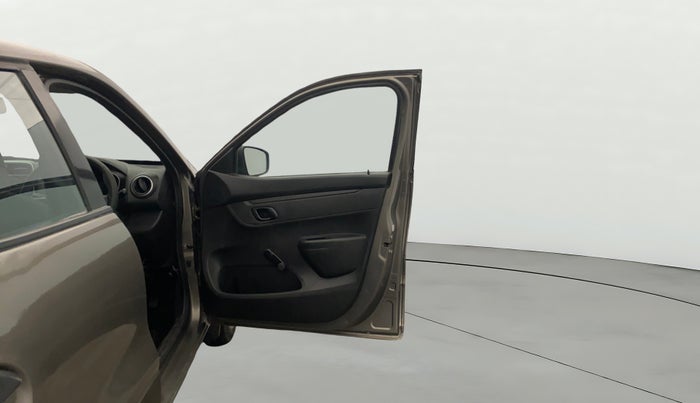 2017 Renault Kwid RXL, Petrol, Manual, 59,460 km, RHS Front Door