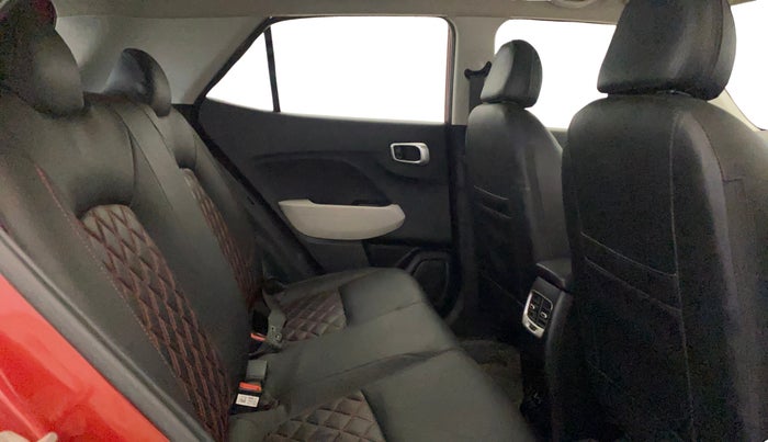 2022 Hyundai VENUE S 1.2, Petrol, Manual, 42,919 km, Right Side Rear Door Cabin