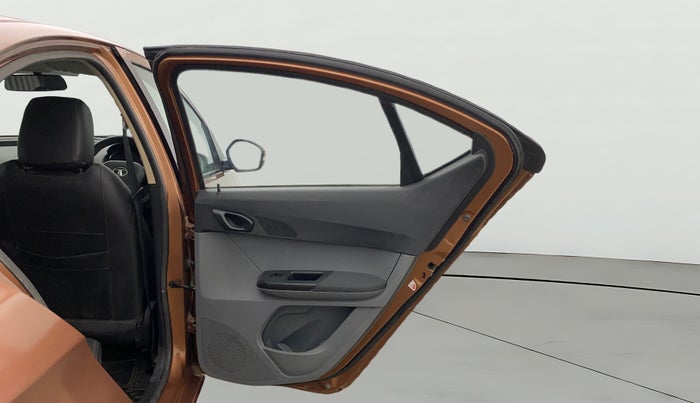 2018 Tata TIGOR XT PETROL, Petrol, Manual, 91,156 km, RHS Rear Door