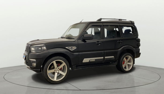 2022 Mahindra SCORPIO CLASSIC S11 7STR, Diesel, Manual, 81,101 km, Left Front Diagonal