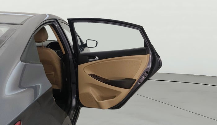 2015 Hyundai Verna FLUIDIC 4S 1.6 VTVT SX, Petrol, Manual, 51,595 km, RHS Rear Door