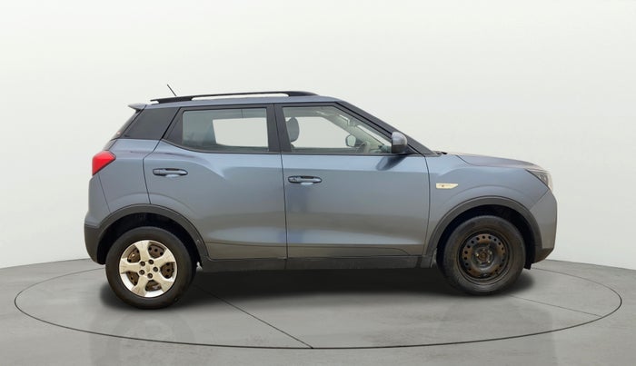 2021 Mahindra XUV300 W6 1.5 Diesel, Diesel, Manual, 62,329 km, Right Side View
