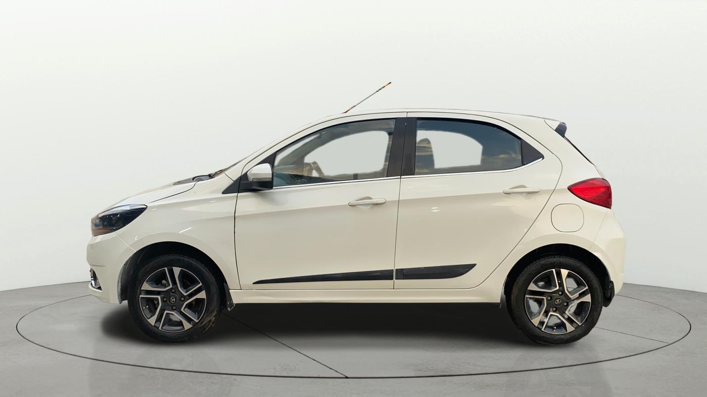 2019 Tata Tiago XZ PLUS PETROL, Petrol, Manual, 68,021 km, Left Side
