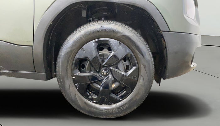 2022 Tata PUNCH ADVENTURE CAMO AMT, Petrol, Automatic, 67,511 km, Right Front Wheel