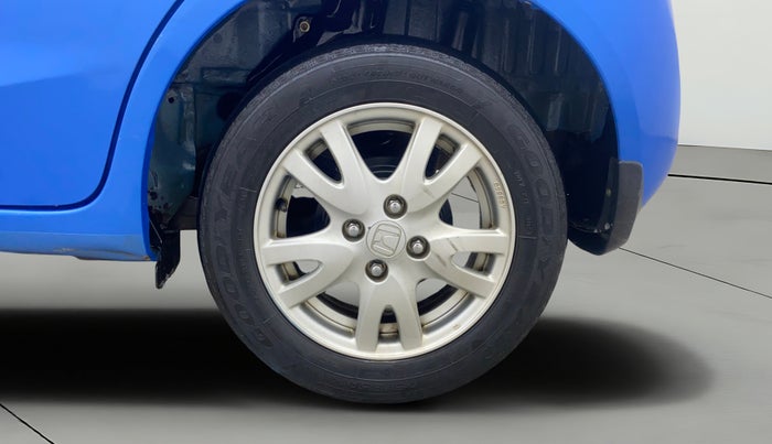 2014 Honda Brio VX MT, Petrol, Manual, 22,860 km, Left Rear Wheel