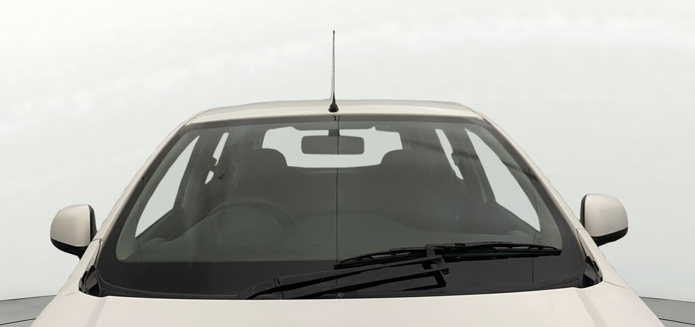 2019 Datsun Go T, Petrol, Manual, 70,185 km, Front Windshield