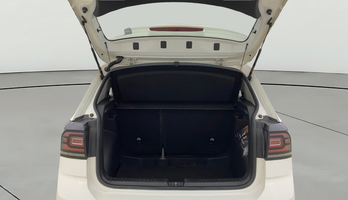 2022 Volkswagen TAIGUN TOPLINE 1.0 TSI AT, Petrol, Automatic, 55,400 km, Boot Open Zoomed View