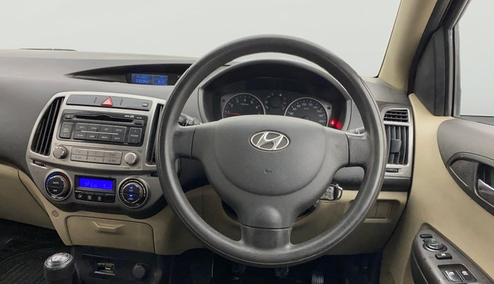 2013 Hyundai i20 MAGNA (O) 1.2, Petrol, Manual, 58,219 km, Steering Wheel Close Up