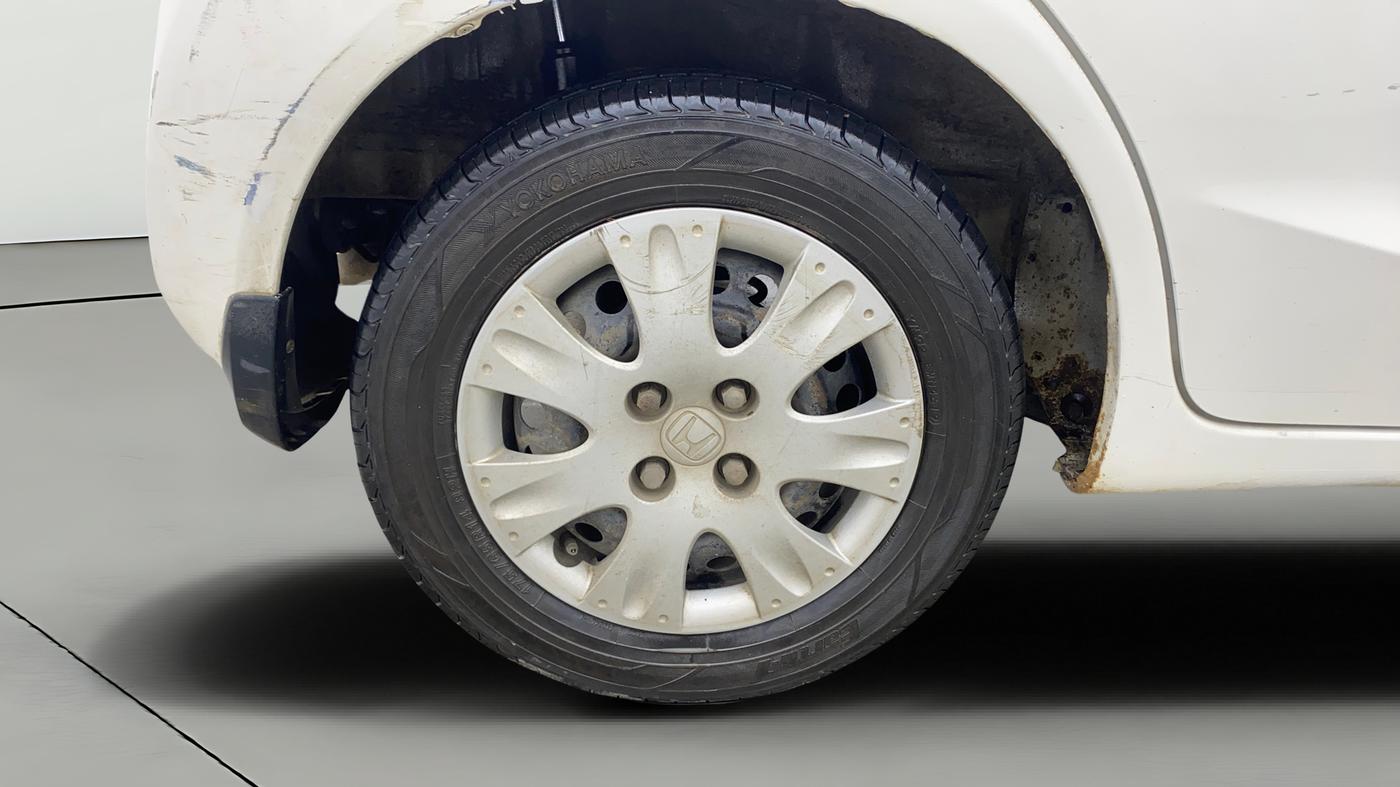 2013 Honda Brio S MT, Petrol, Manual, 69,743 km, Right Rear Wheel