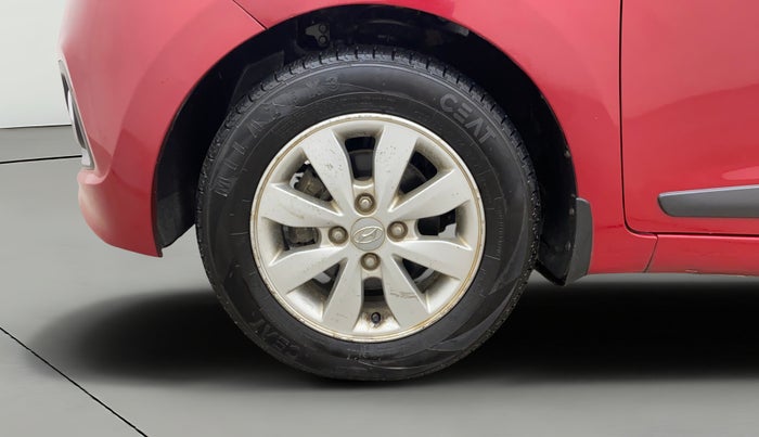 2015 Hyundai Xcent SX 1.2, Petrol, Manual, 1,14,980 km, Left Front Wheel