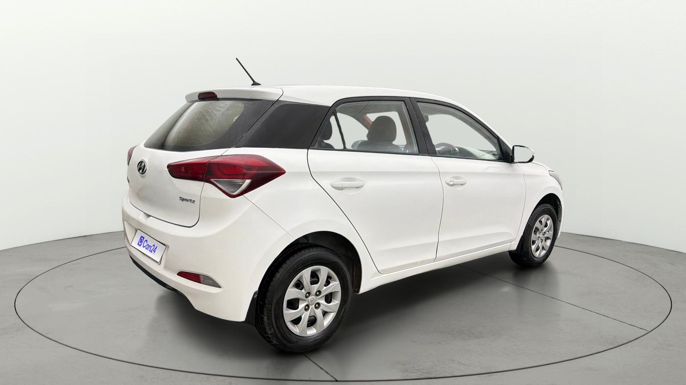 2017 Hyundai Elite i20 SPORTZ 1.2, Petrol, Manual, 32,527 km, Right Back Diagonal