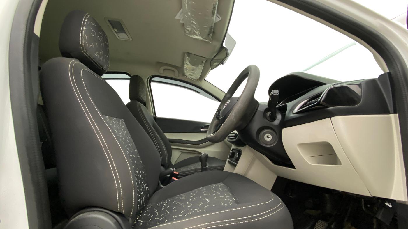 2023 Tata Tiago XZ PLUS PETROL, Petrol, Manual, 45,693 km, Right Side Front Door Cabin
