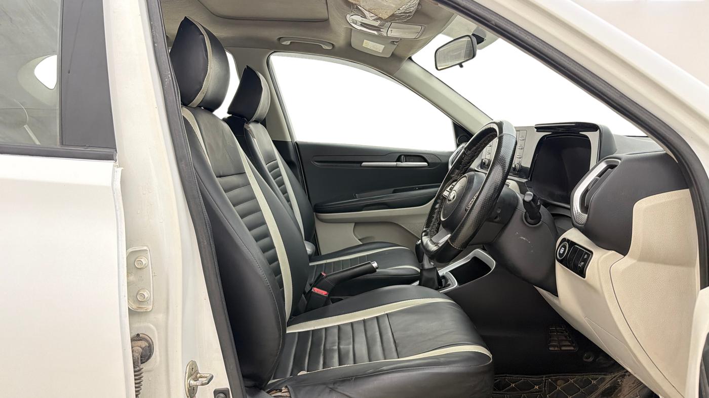 2021 KIA SONET HTX 1.0 IMT, Petrol, Manual, 56,288 km, Right Side Front Door Cabin