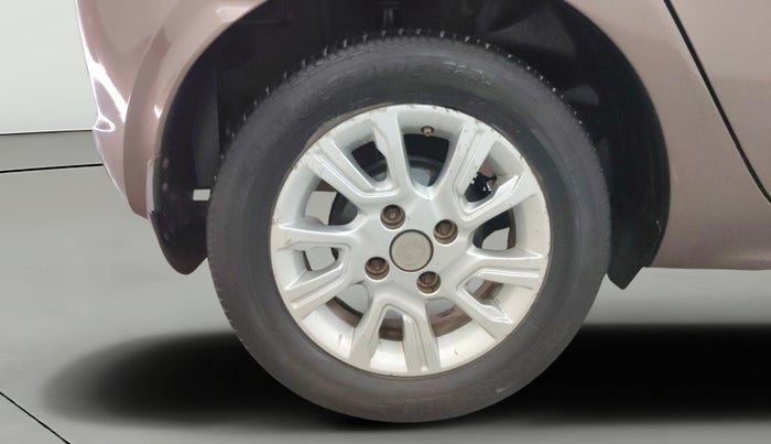 2018 Tata Tiago XZ PETROL, Petrol, Manual, 1,02,630 km, Right Rear Wheel