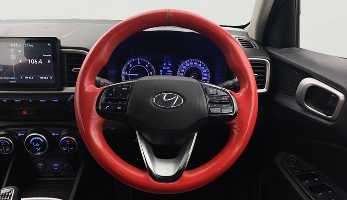 2019 Hyundai VENUE SX(O) 1.4 CRDI, Diesel, Manual, 1,47,495 km, Steering Wheel Close Up