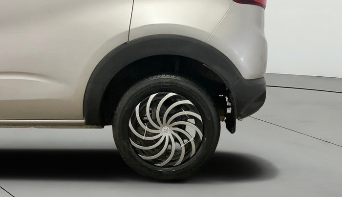 2020 Renault TRIBER RXZ, Petrol, Manual, 39,612 km, Left Rear Wheel