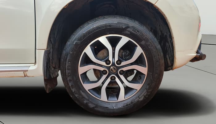 2015 Nissan Terrano XL (D), Diesel, Manual, 90,453 km, Right Front Wheel